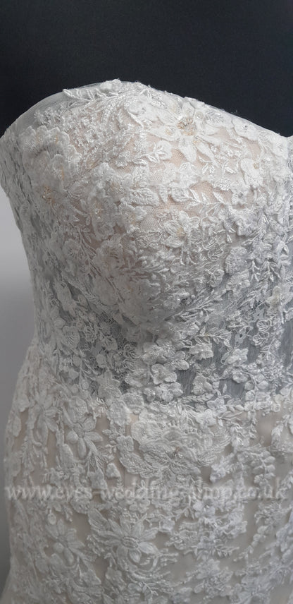 David's Bridal ivory/champagne wedding dress US 22, UK 24
