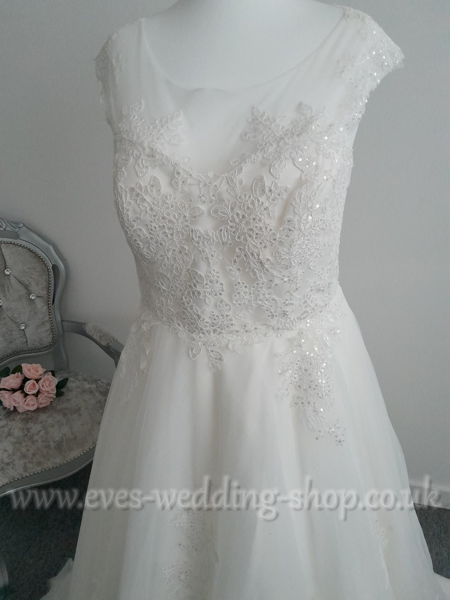 Victoria Kay ivory ball gown wedding dress UK 16