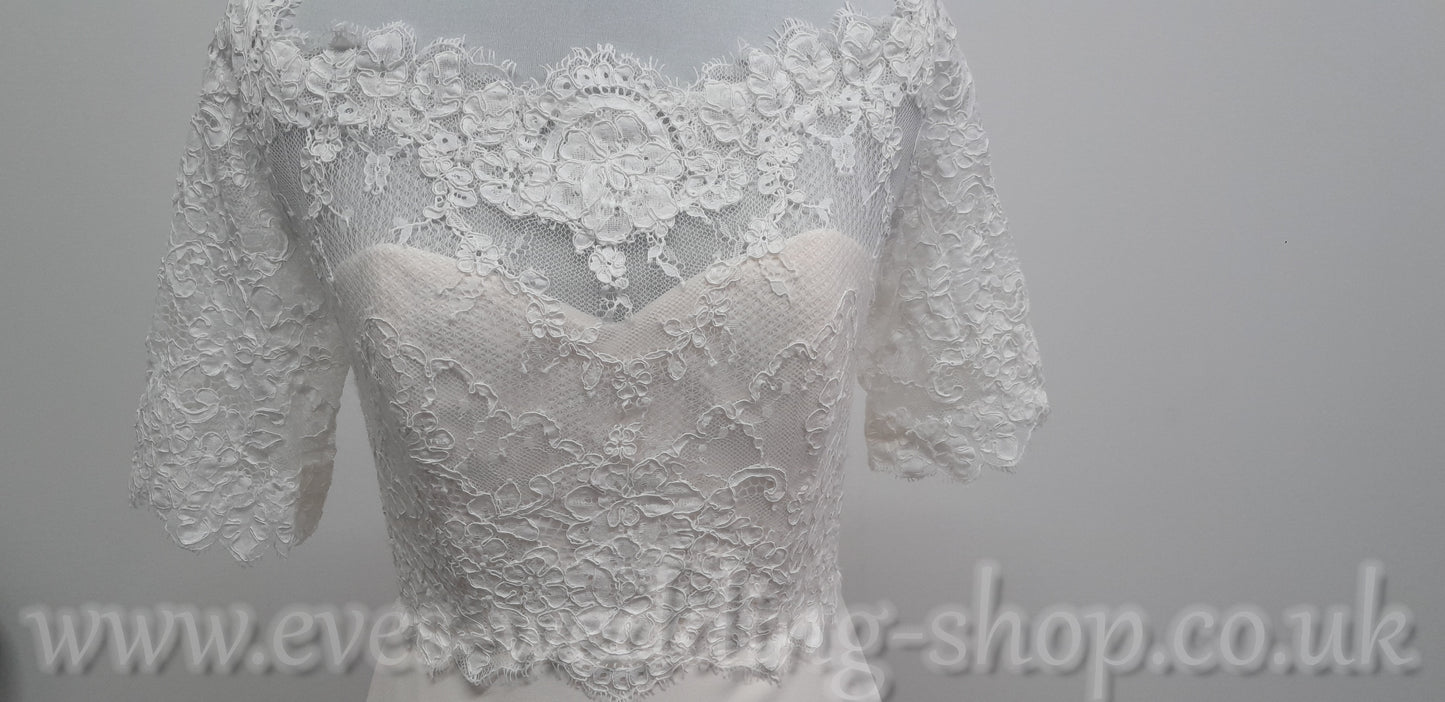 Ivory / warm ivory E. Ferrara crepe wedding dress with sleeves UK 12