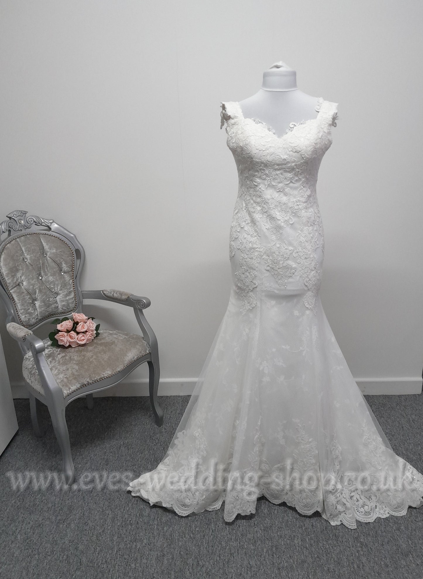 Victoria Kay ivory lace wedding dress with straps UK 12