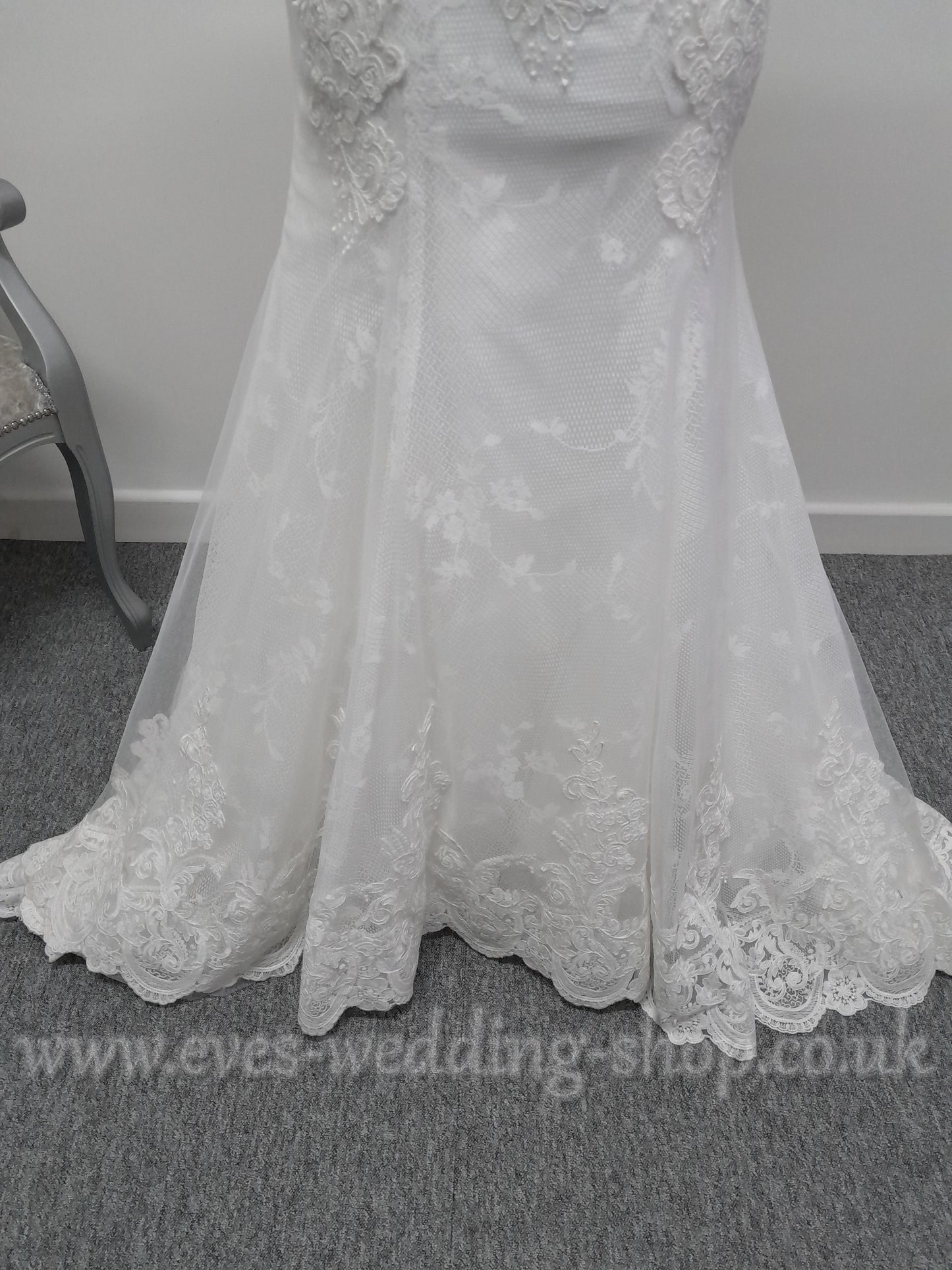 Victoria Kay ivory lace wedding dress with straps UK 12