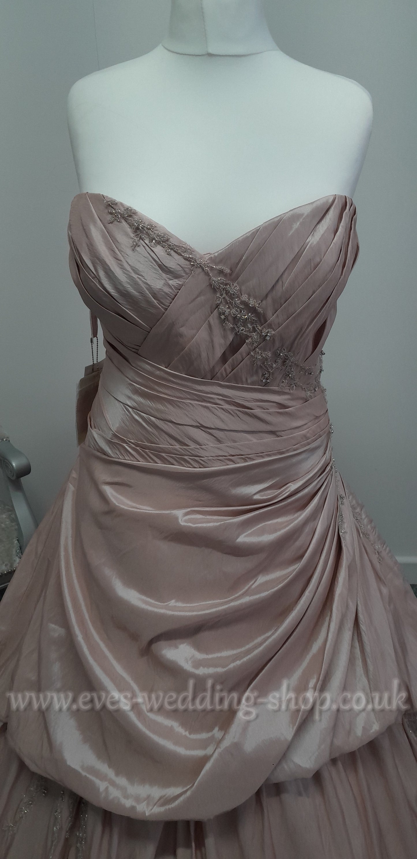Sonsie 91019 wedding dress UK size 24
