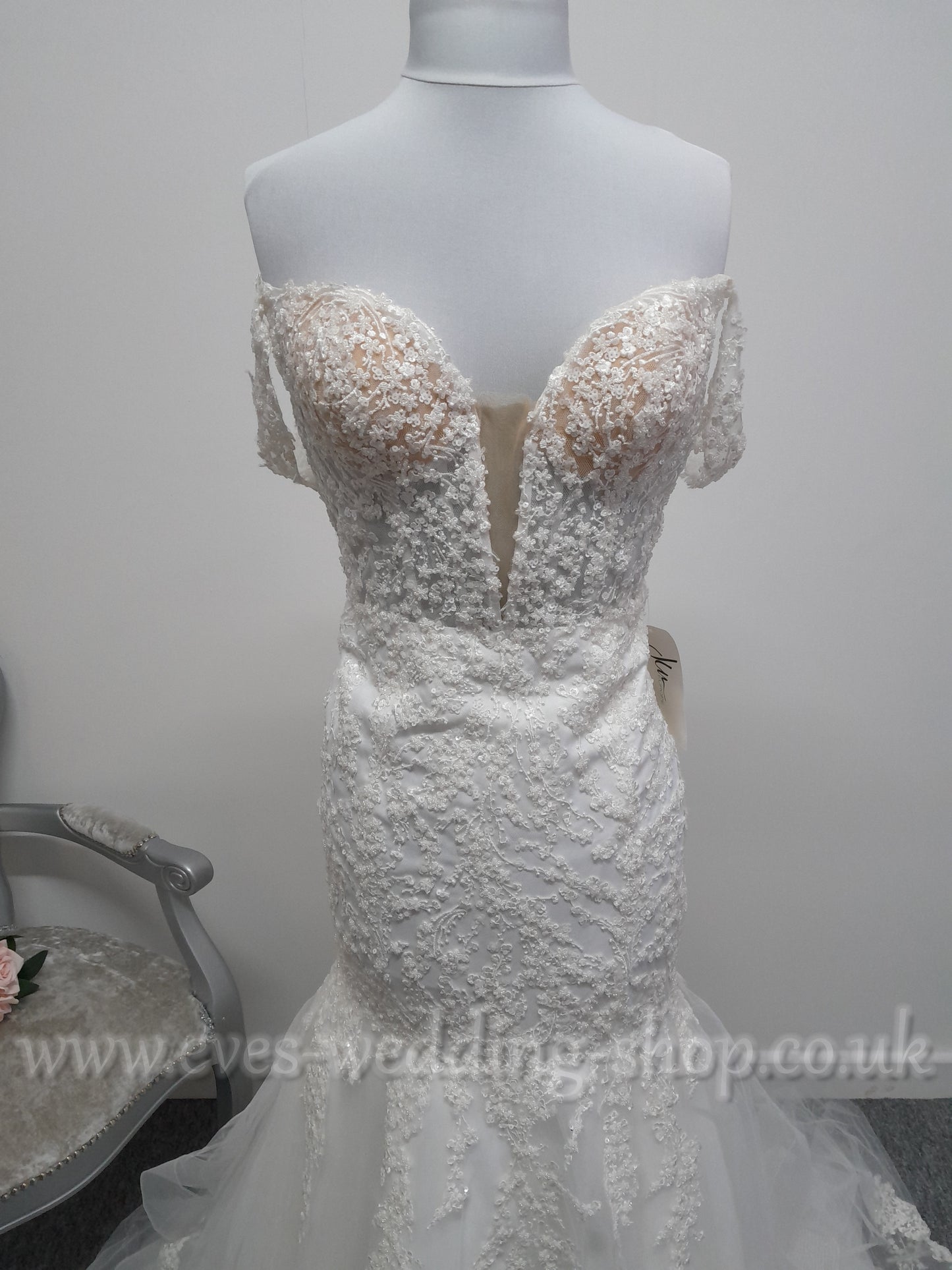 Tara Keely ''Regina'' by Lazaro ivory off shoulder mermaid wedding dress UK 12