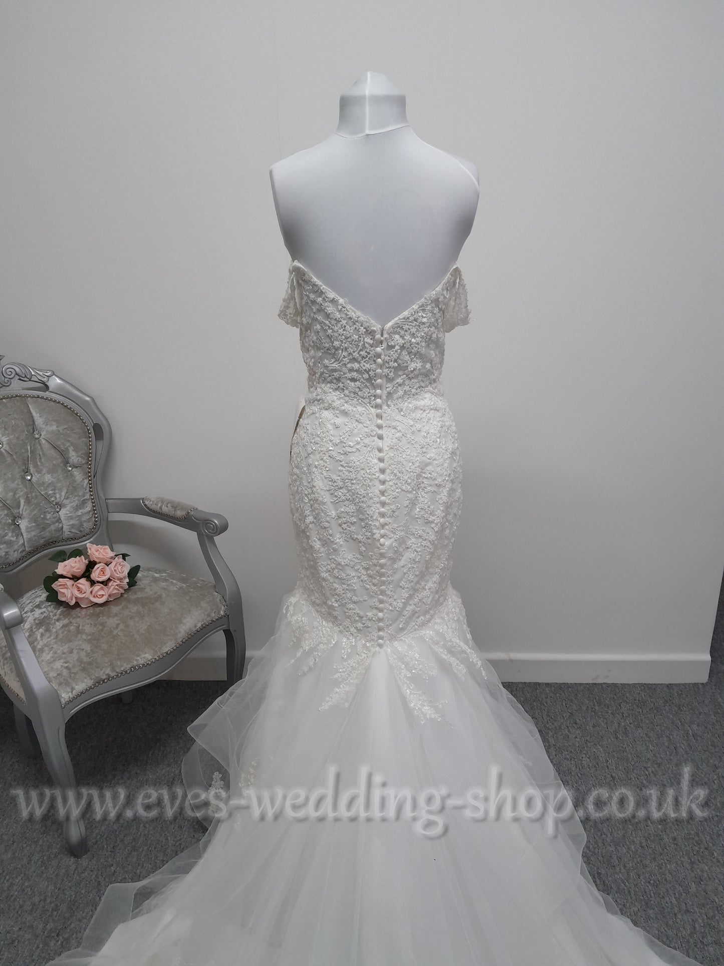 Tara Keely ''Regina'' by Lazaro ivory off shoulder mermaid wedding dress UK 12