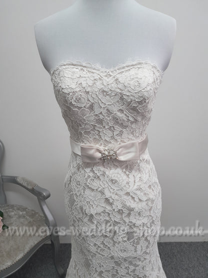 White Rose R704 ivory/ pearl wedding dress UK 10