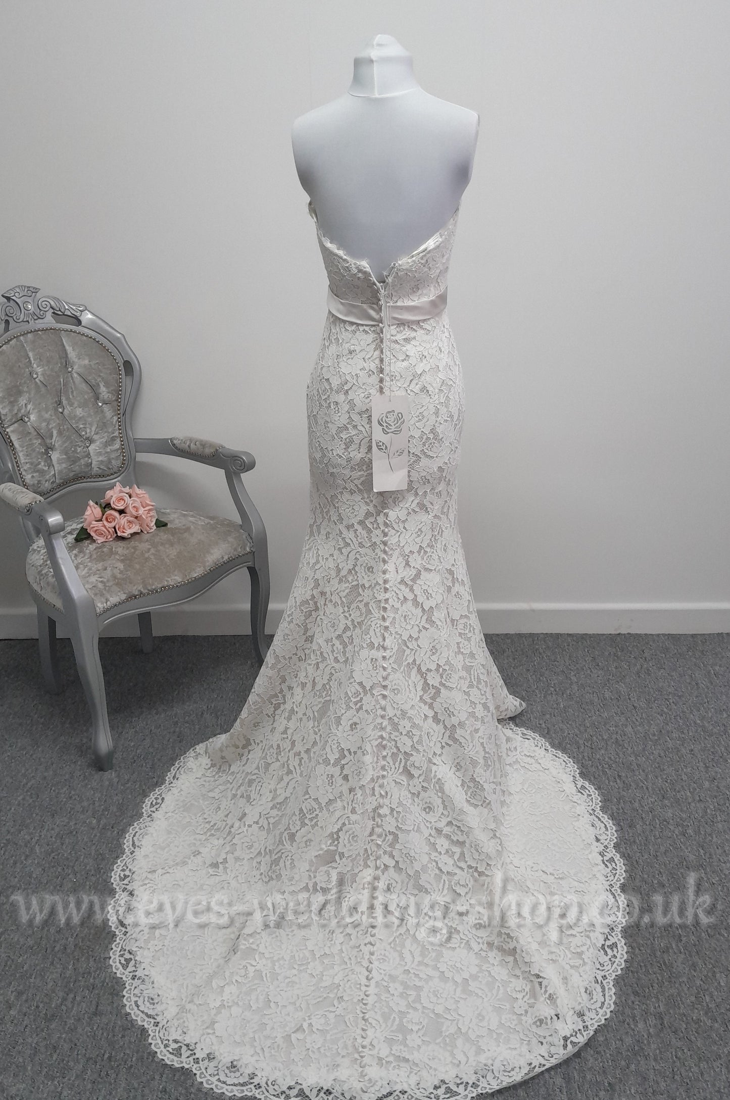 White Rose R704 ivory/ pearl wedding dress UK 10