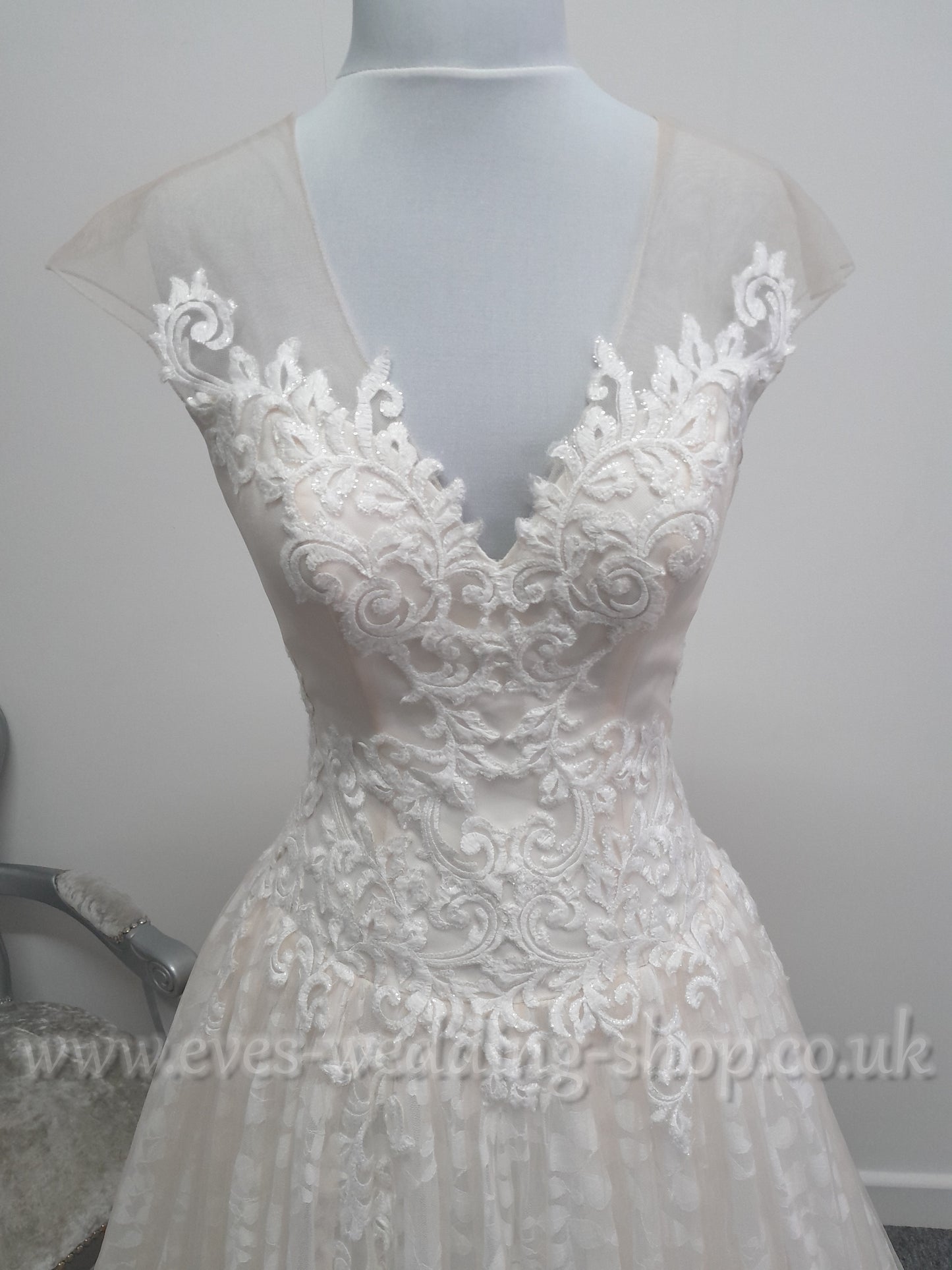 Rum pink ivory wedding dress UK 8/10