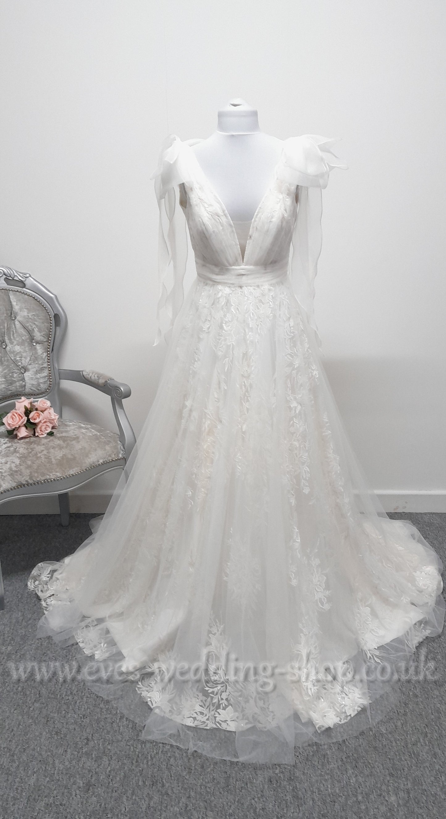 Charlotte Bridal ivory wedding dress UK 10