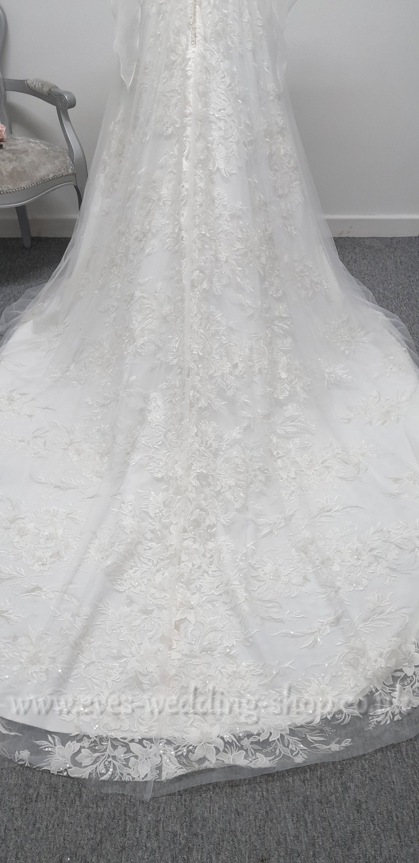 Charlotte Bridal ivory wedding dress UK 10