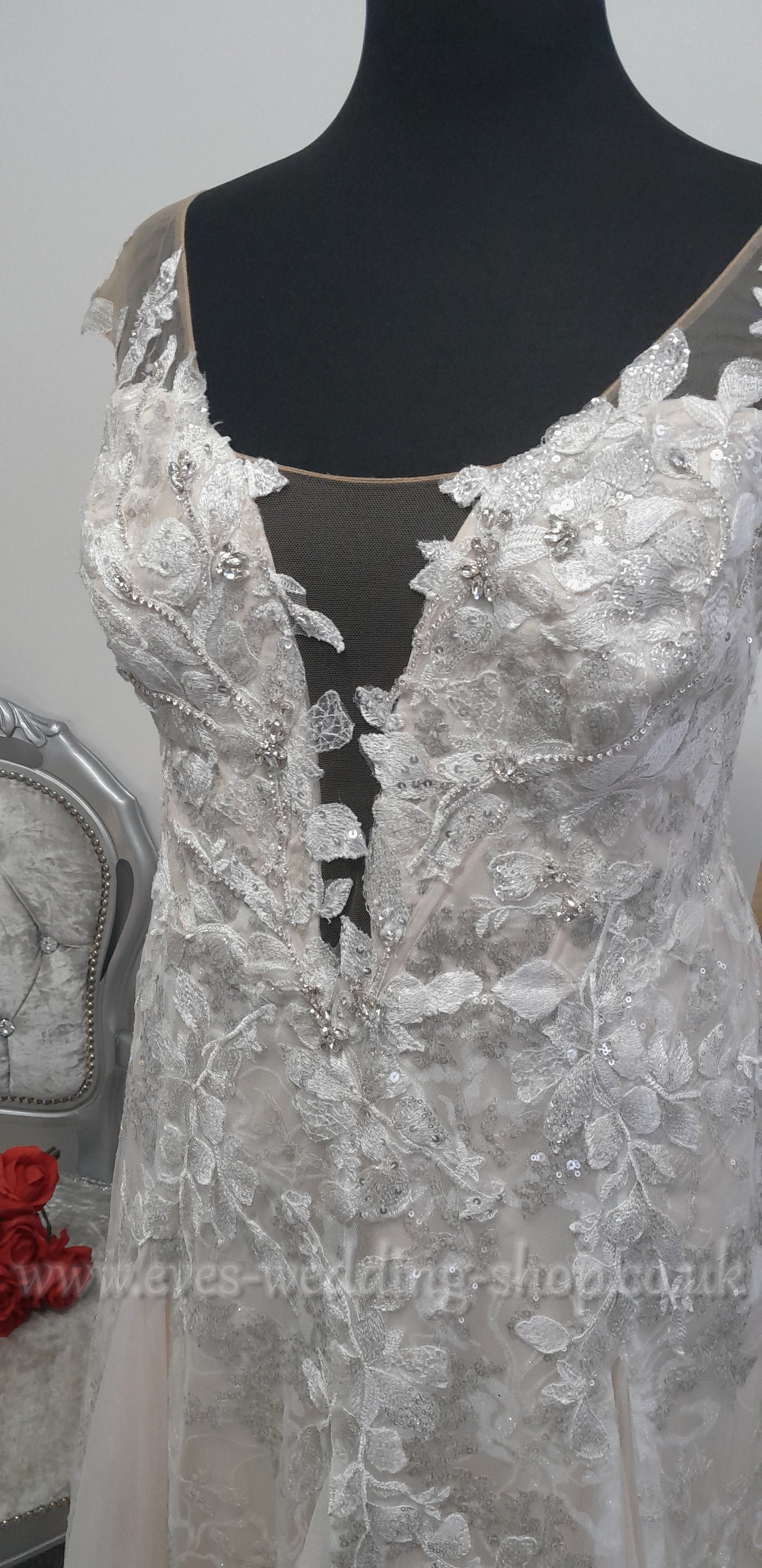 David's bridal Galina ivory champagne wedding dress US 22, UK 24