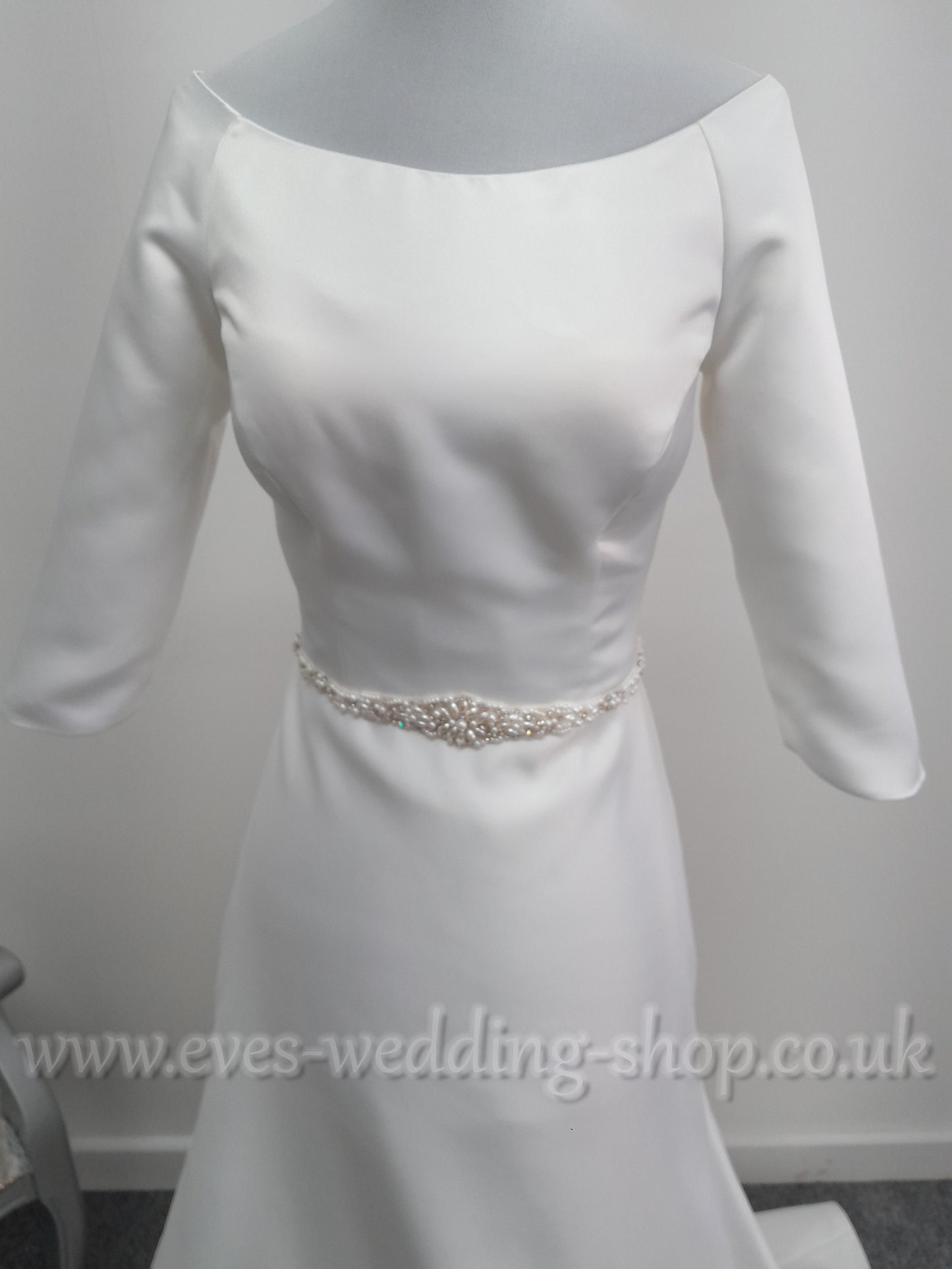 Romantica ivory wedding dress with 3/4 sleeves UK size 8