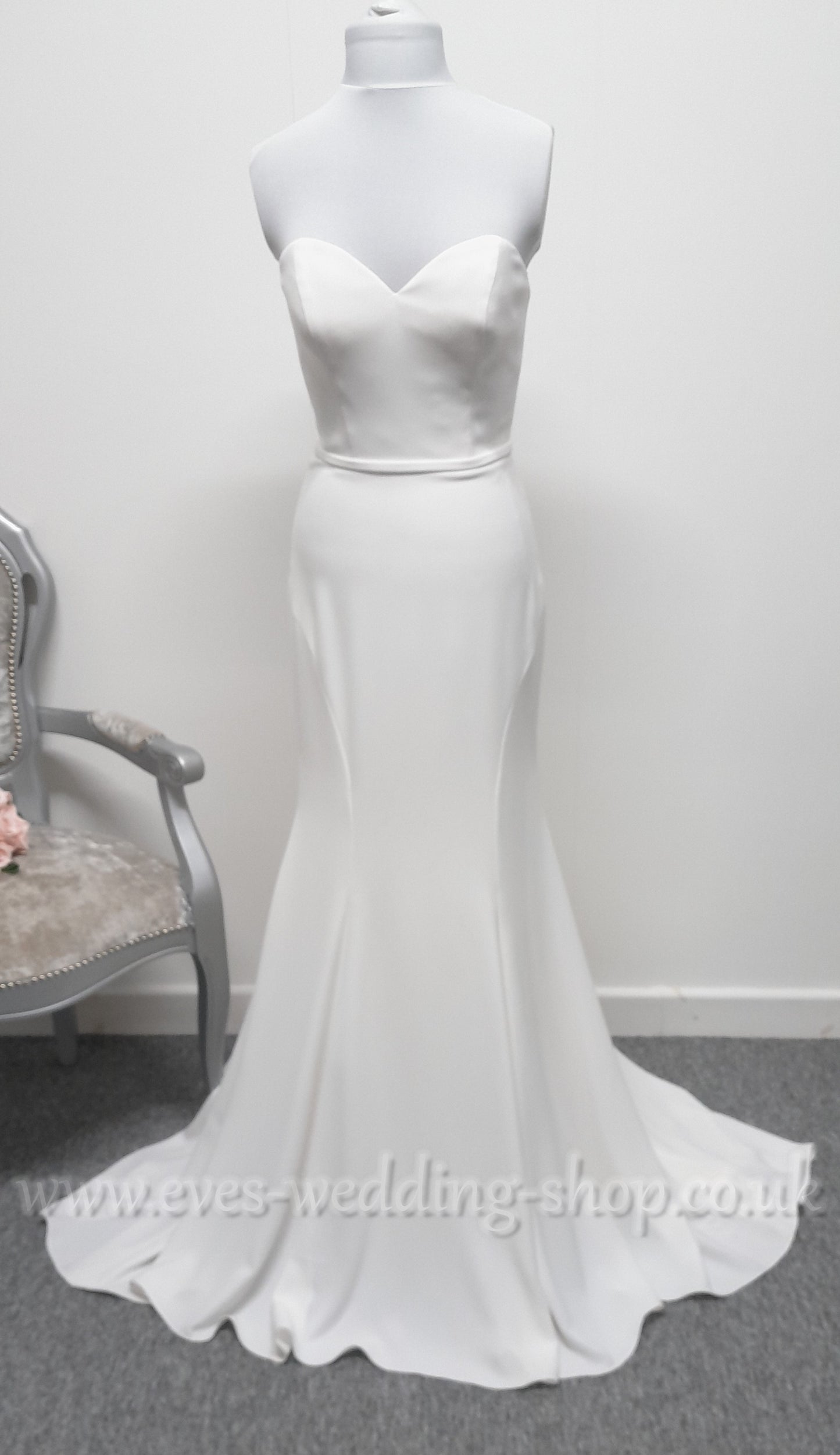 LJ ivory crepe wedding dress UK 10