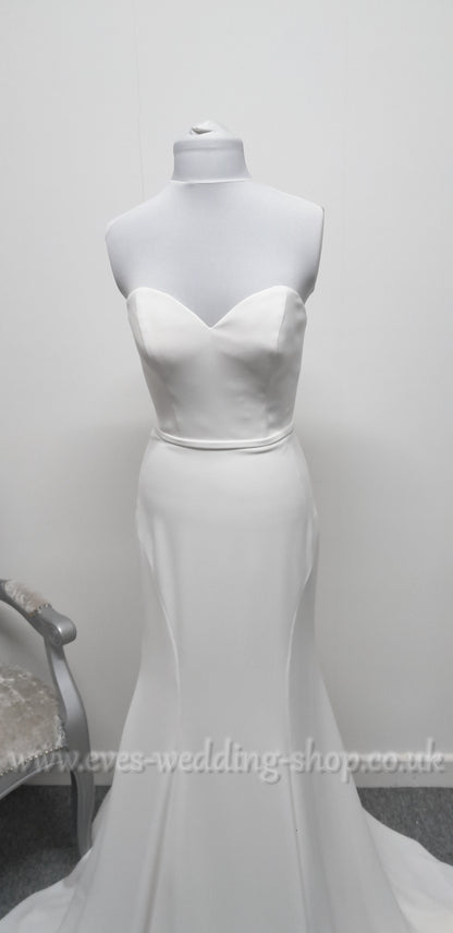 LJ ivory crepe wedding dress UK 10