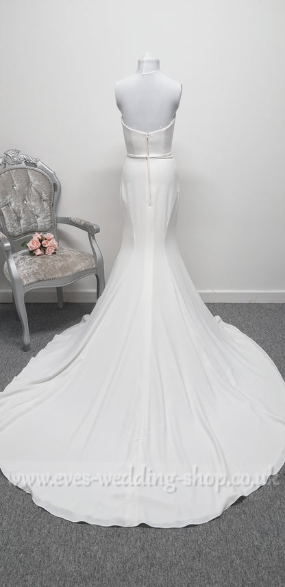 LJ ivory crepe wedding dress UK 10