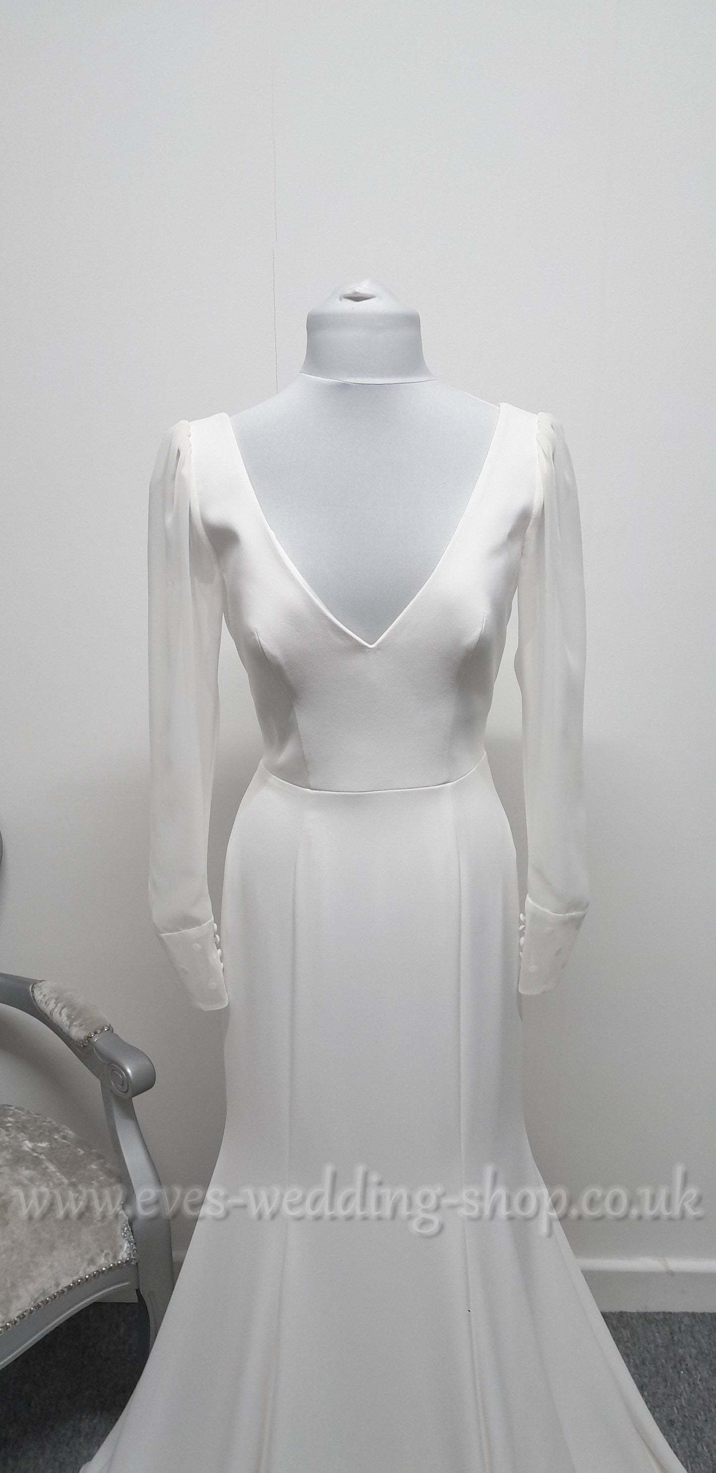 Georgia bridal ivory crepe wedding dress UK 14