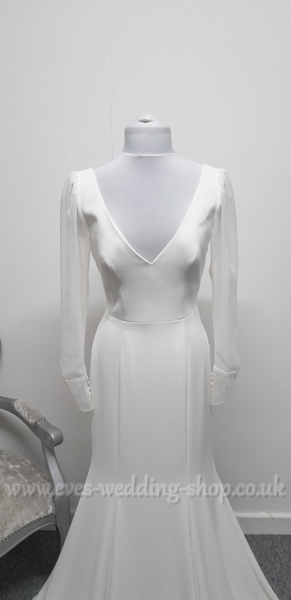 Georgia bridal ivory crepe wedding dress UK 10