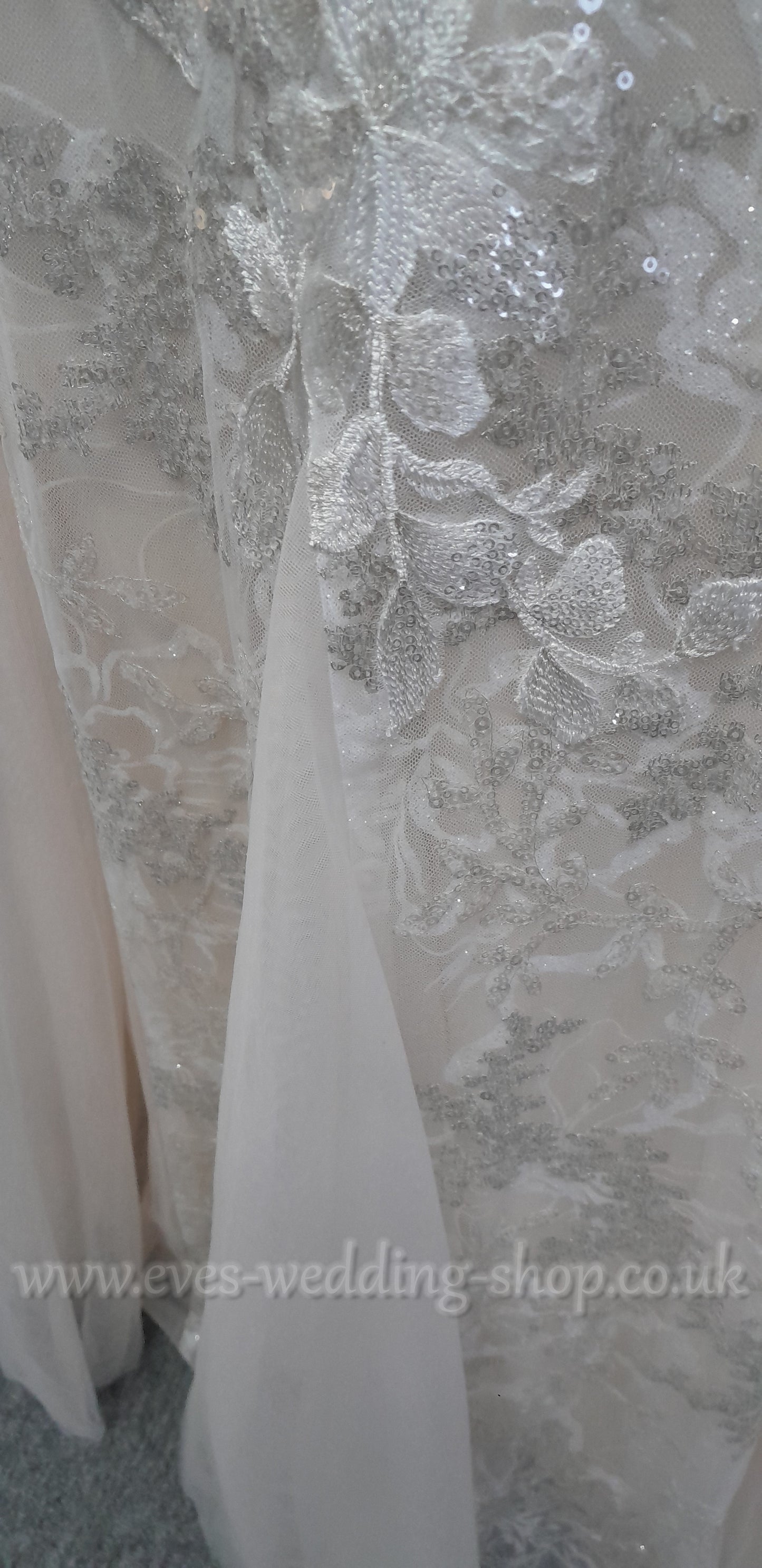 David's bridal Galina ivory champagne wedding dress US 22, UK 24