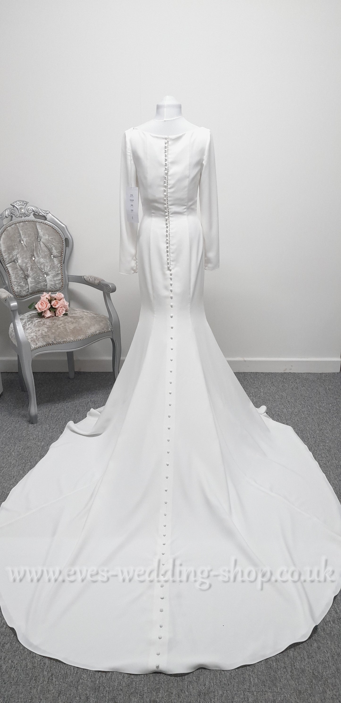 Georgia bridal ivory crepe wedding dress with sleeves UK 10