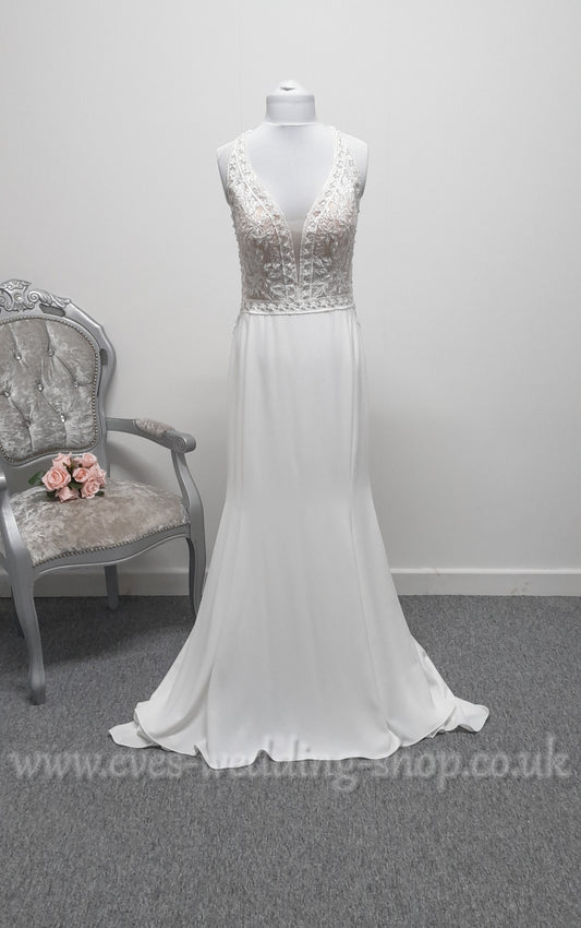 LJ ivory crepe wedding dress UK 10