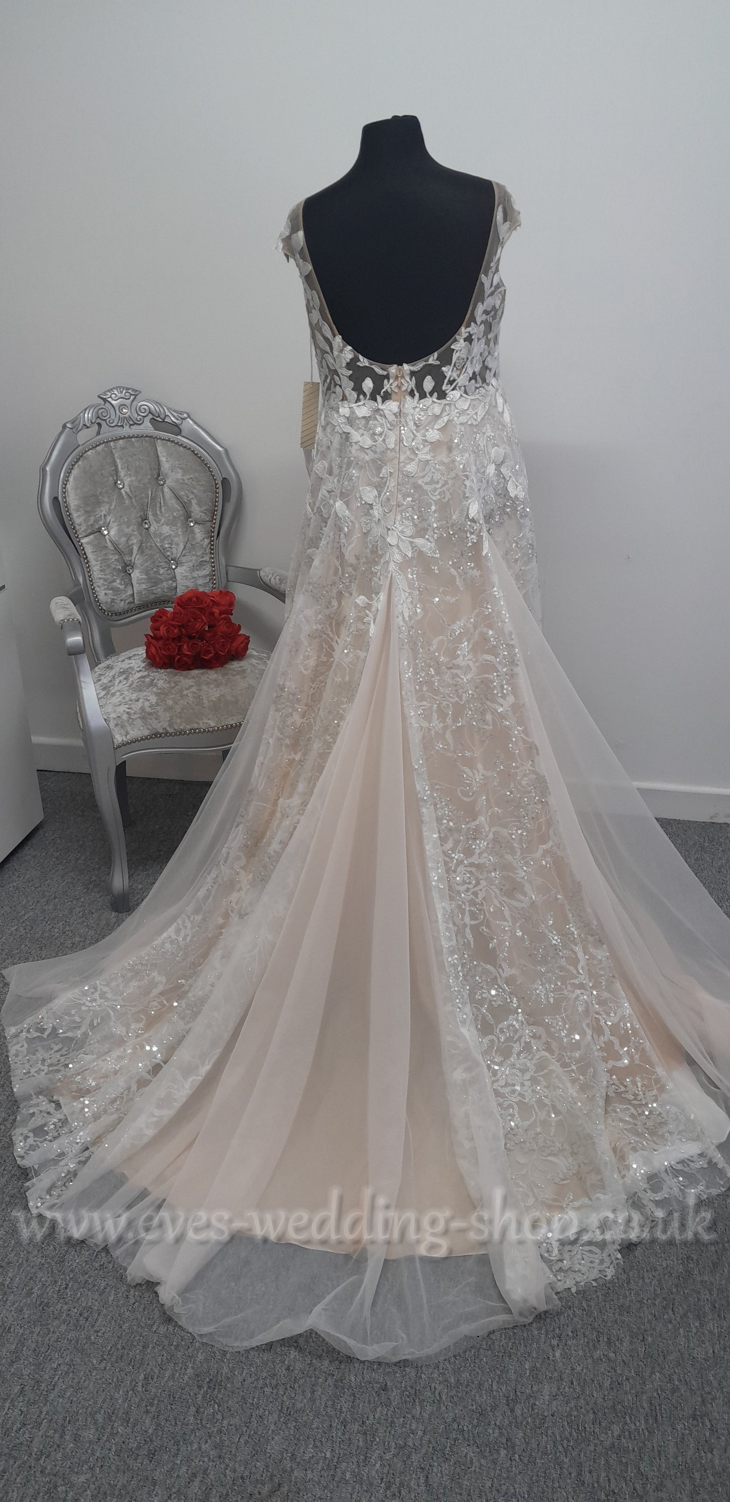David's bridal Galina ivory champagne wedding dress US 22, UK 24