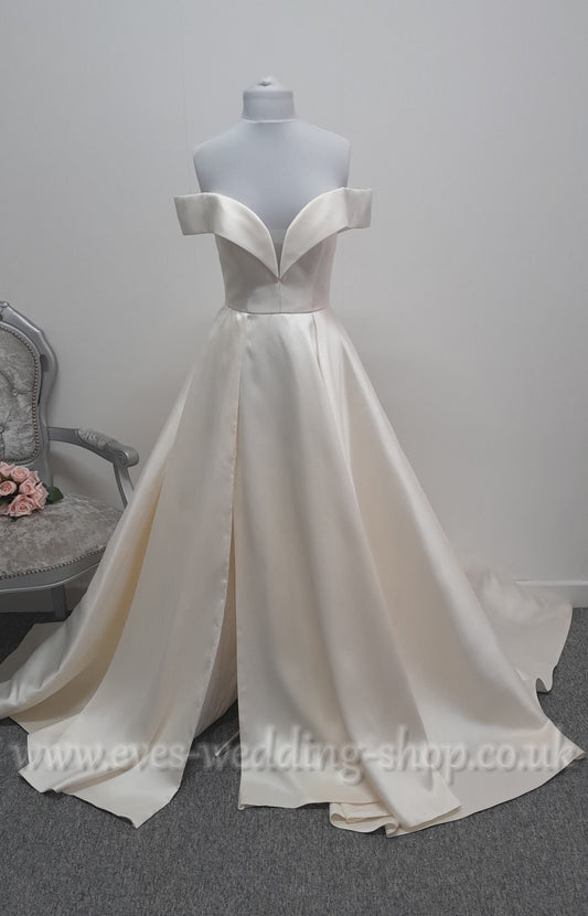 Georgia bridal off shoulder warm ivory wedding dress with front slit UK 10