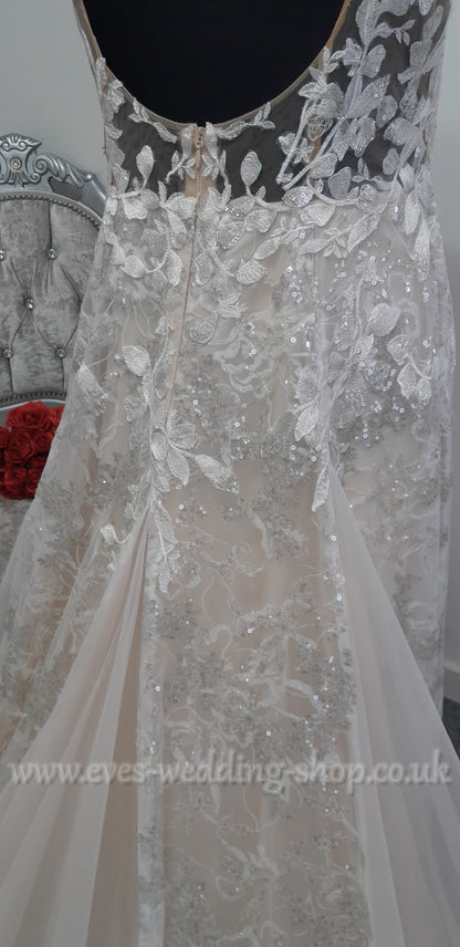 David's bridal Galina ivory champagne wedding dress US 22, UK 24