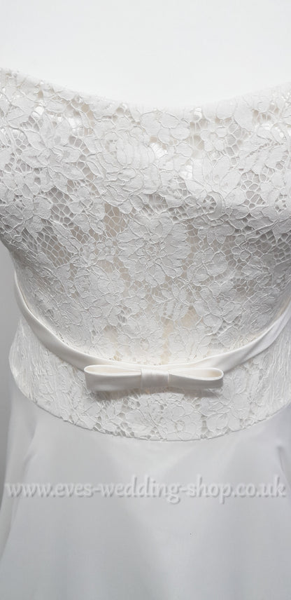 Millie May ivory lace/chiffon wedding dress with straps UK 22