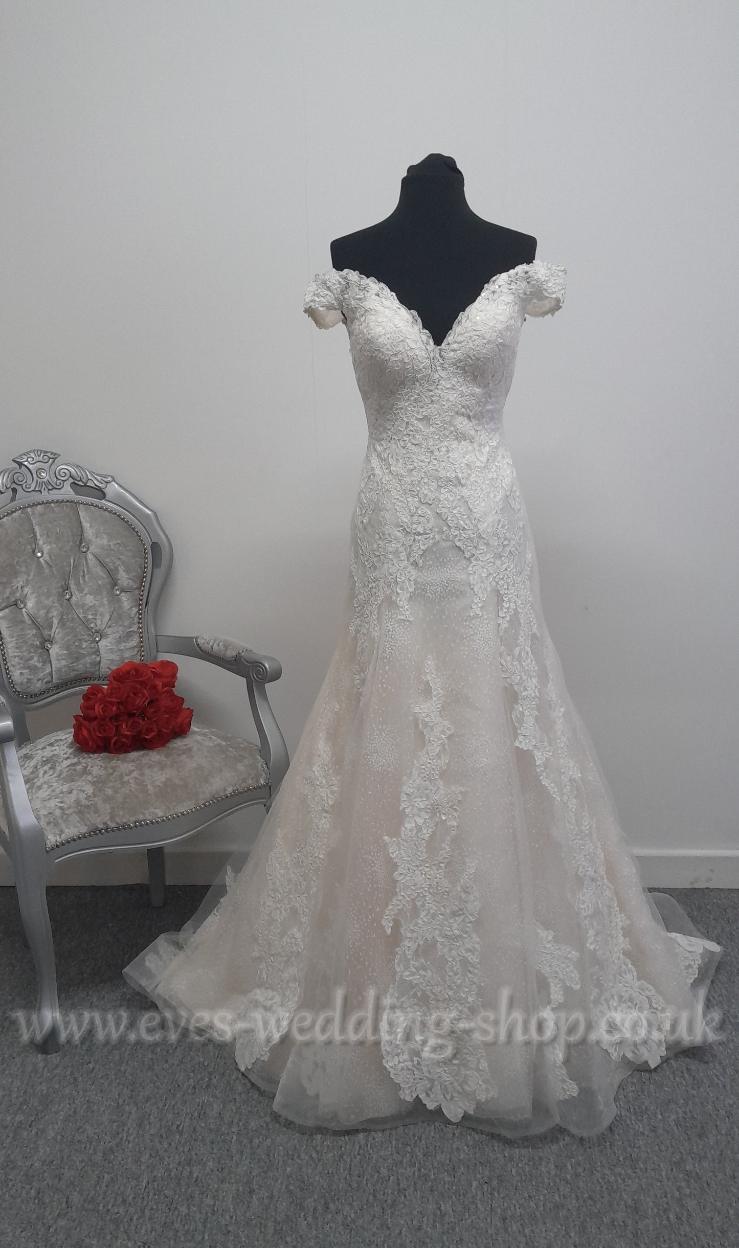 Maggie Sottero warm ivory off shoulder wedding dress UK 12