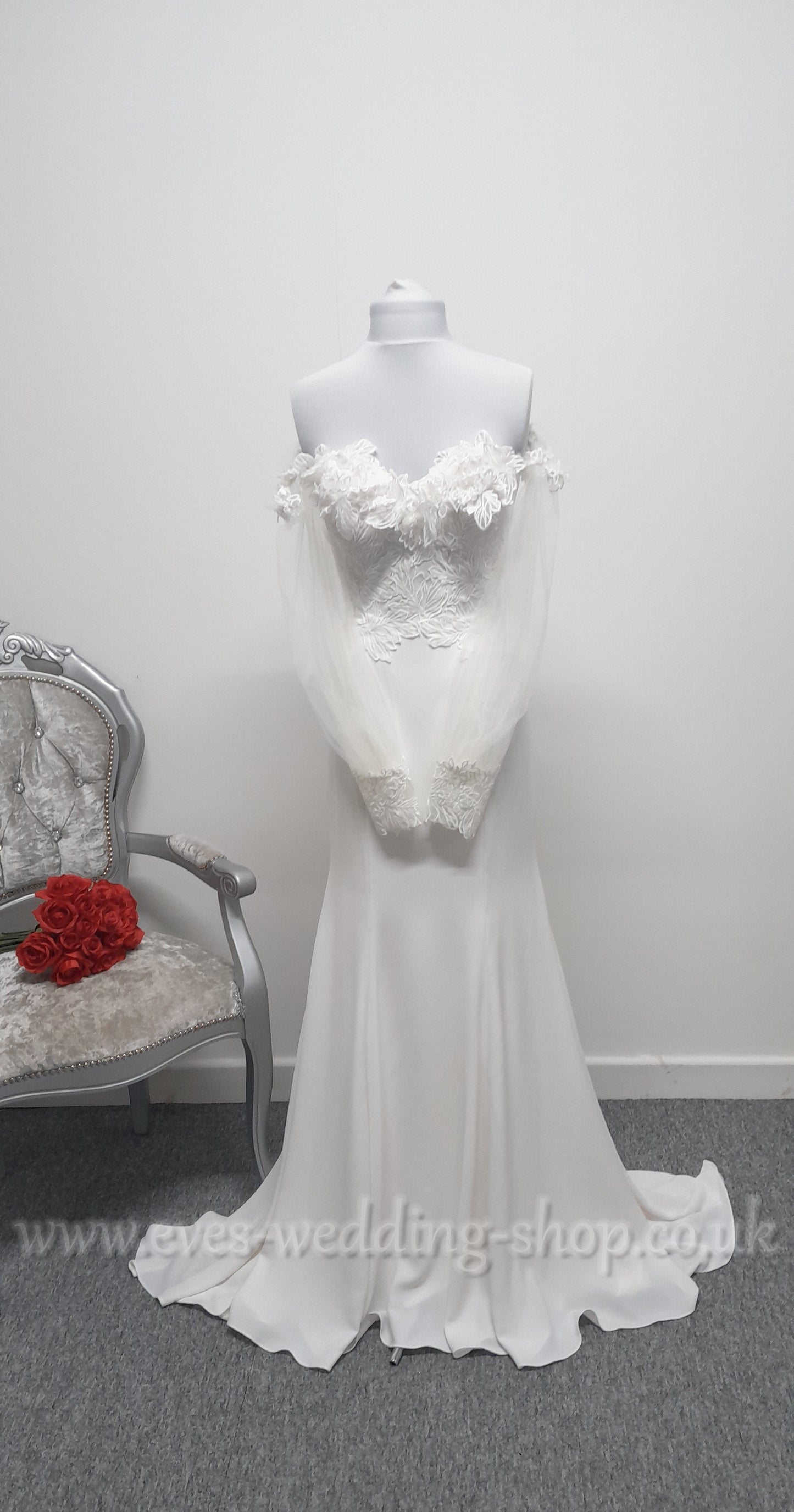 Charlotte Bridal ivory crepe wedding dress UK 10