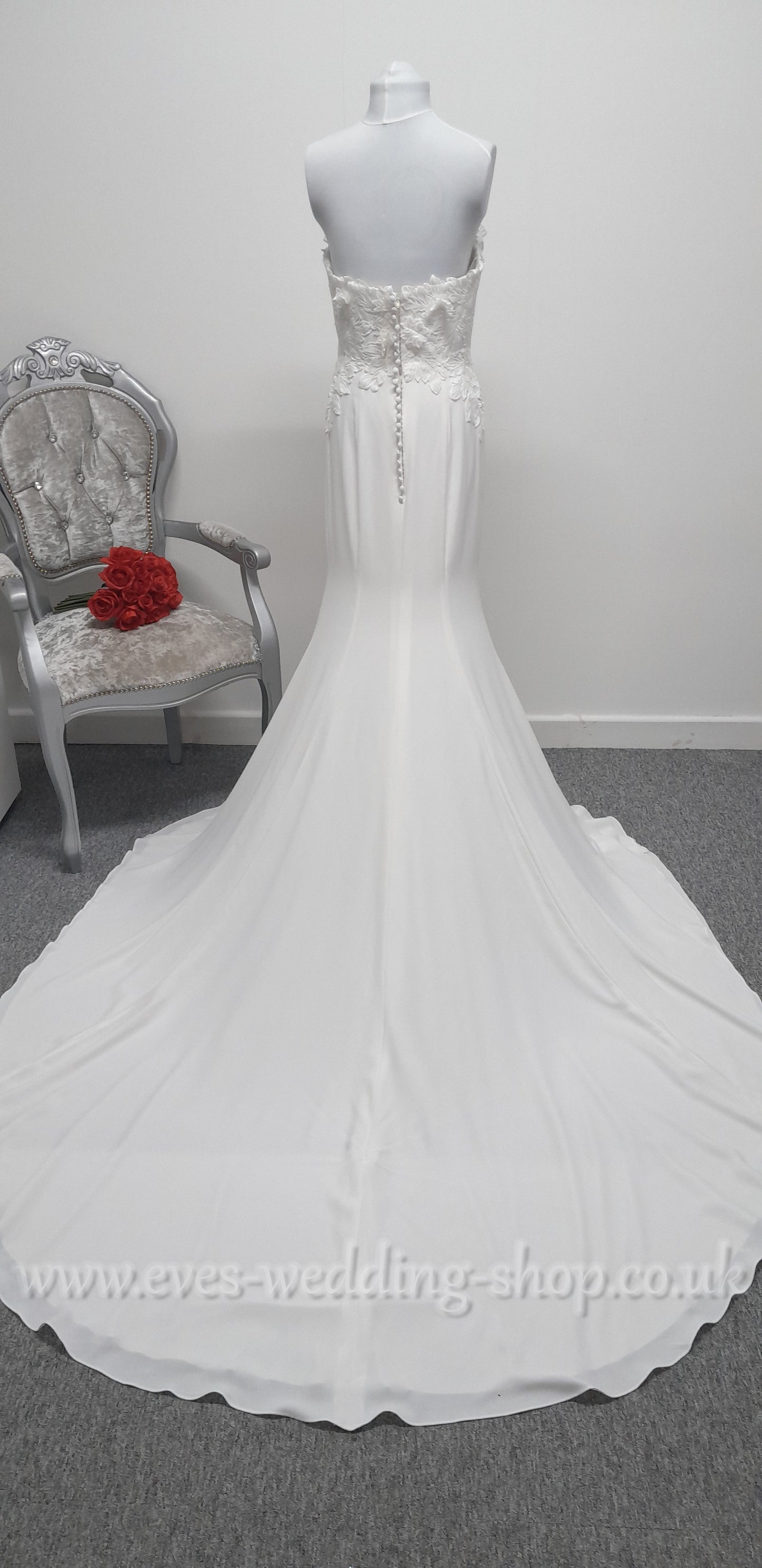 Charlotte Bridal ivory crepe wedding dress UK 10
