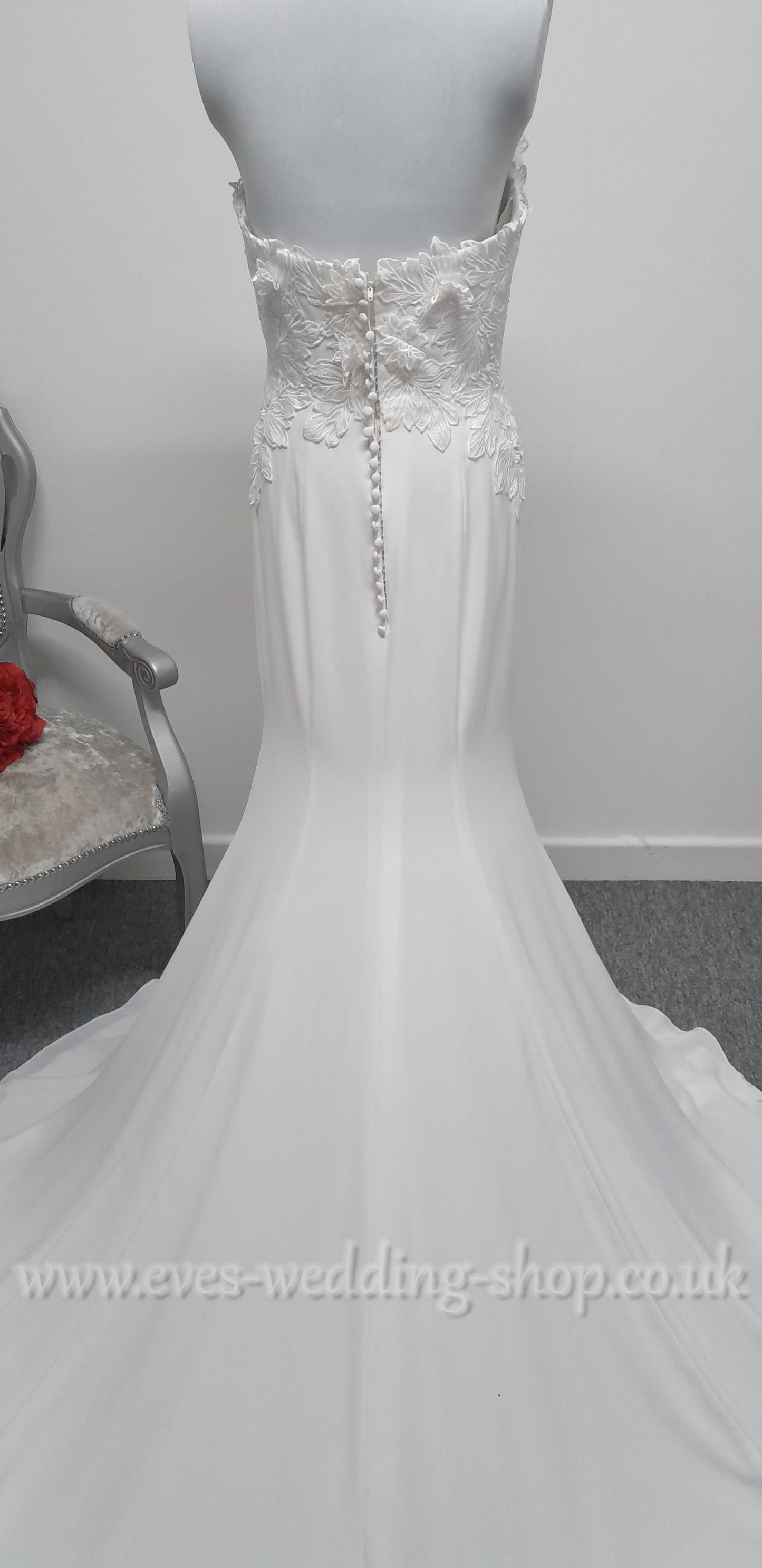 Charlotte Bridal ivory crepe wedding dress UK 10