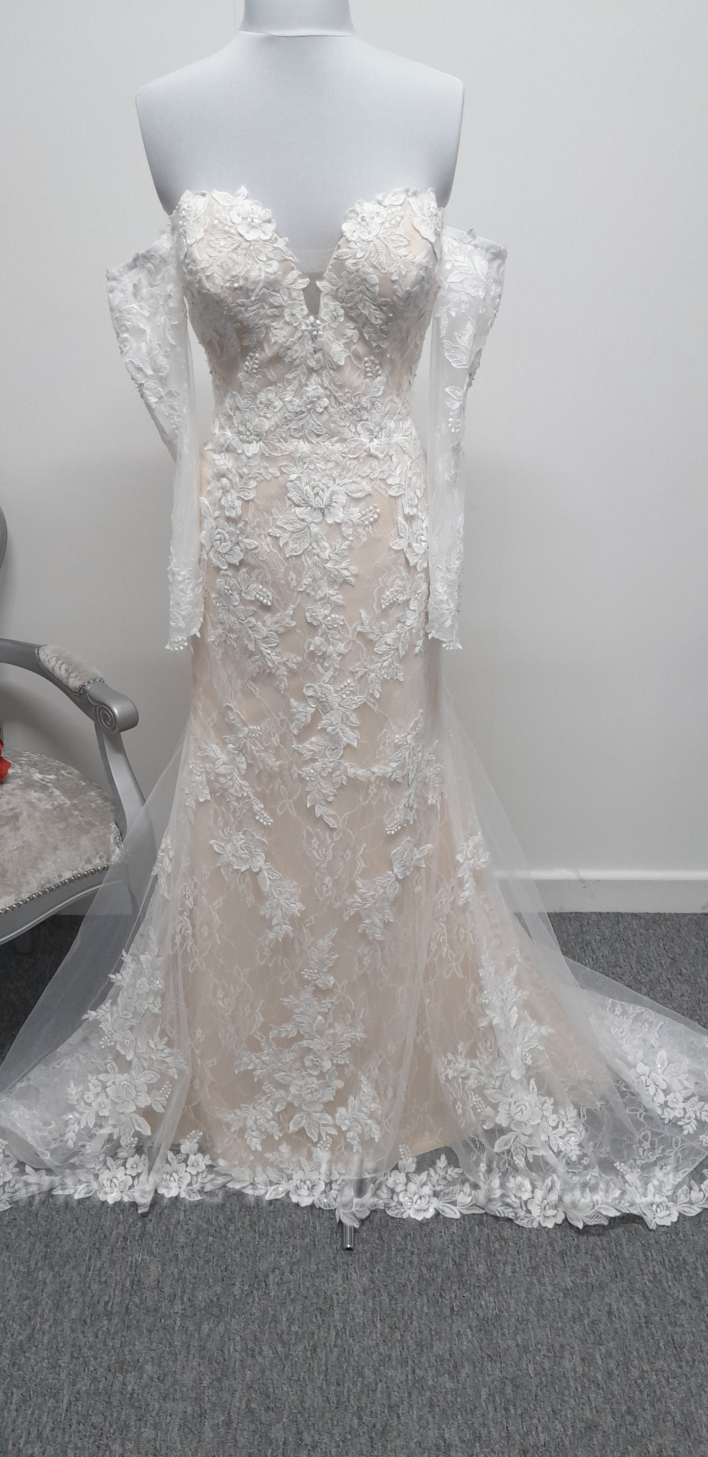 LJ Bridal ivory/champagne lace wedding dress UK 10