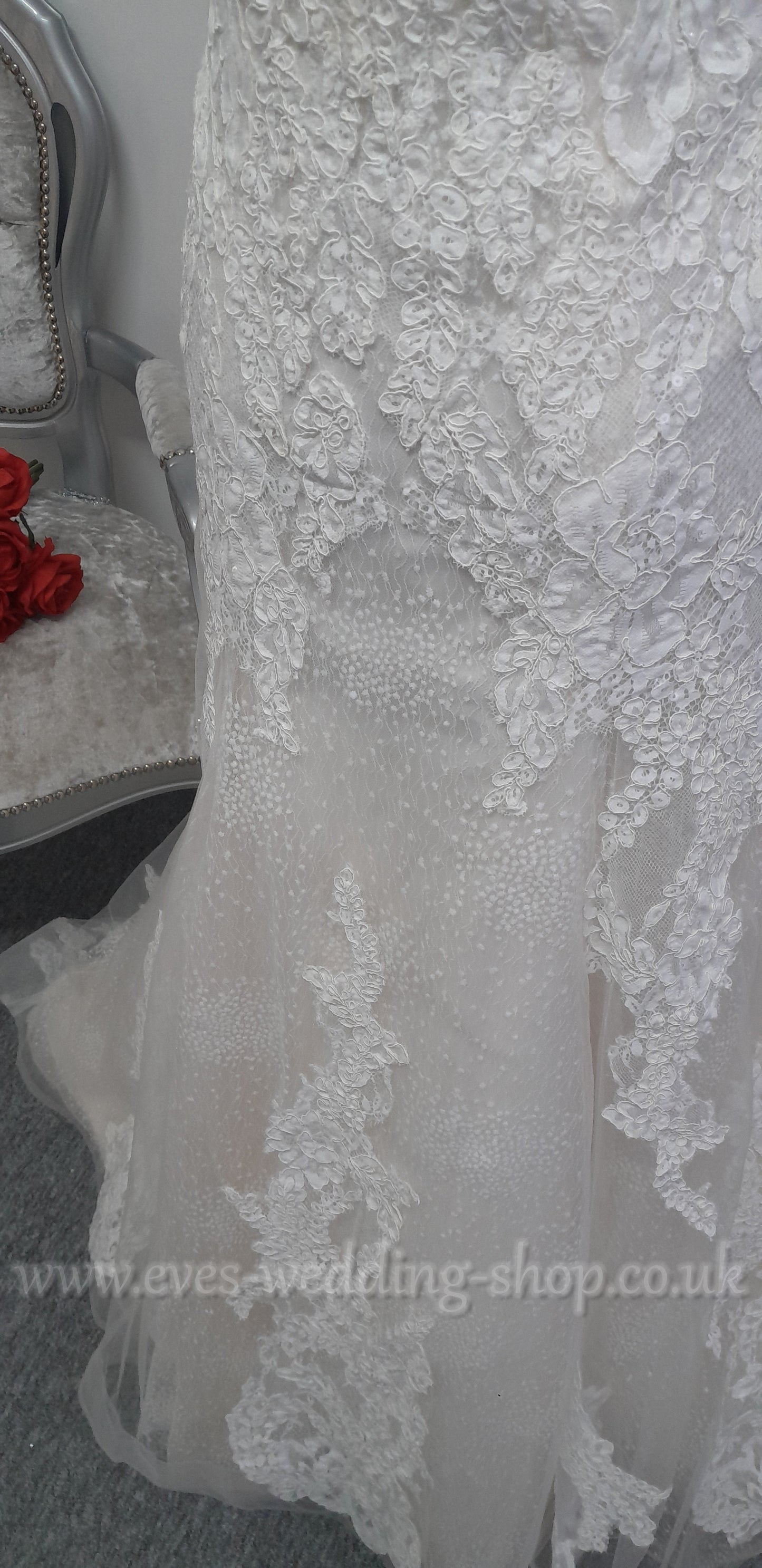 Maggie Sottero warm ivory off shoulder wedding dress UK 12