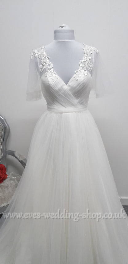 Charlotte Bridal ivory tulle wedding dress  UK 8
