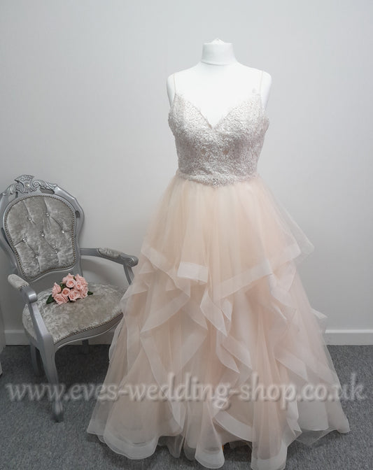 Beautiful bridal pink / ivory  handkerchief style wedding dress UK 16