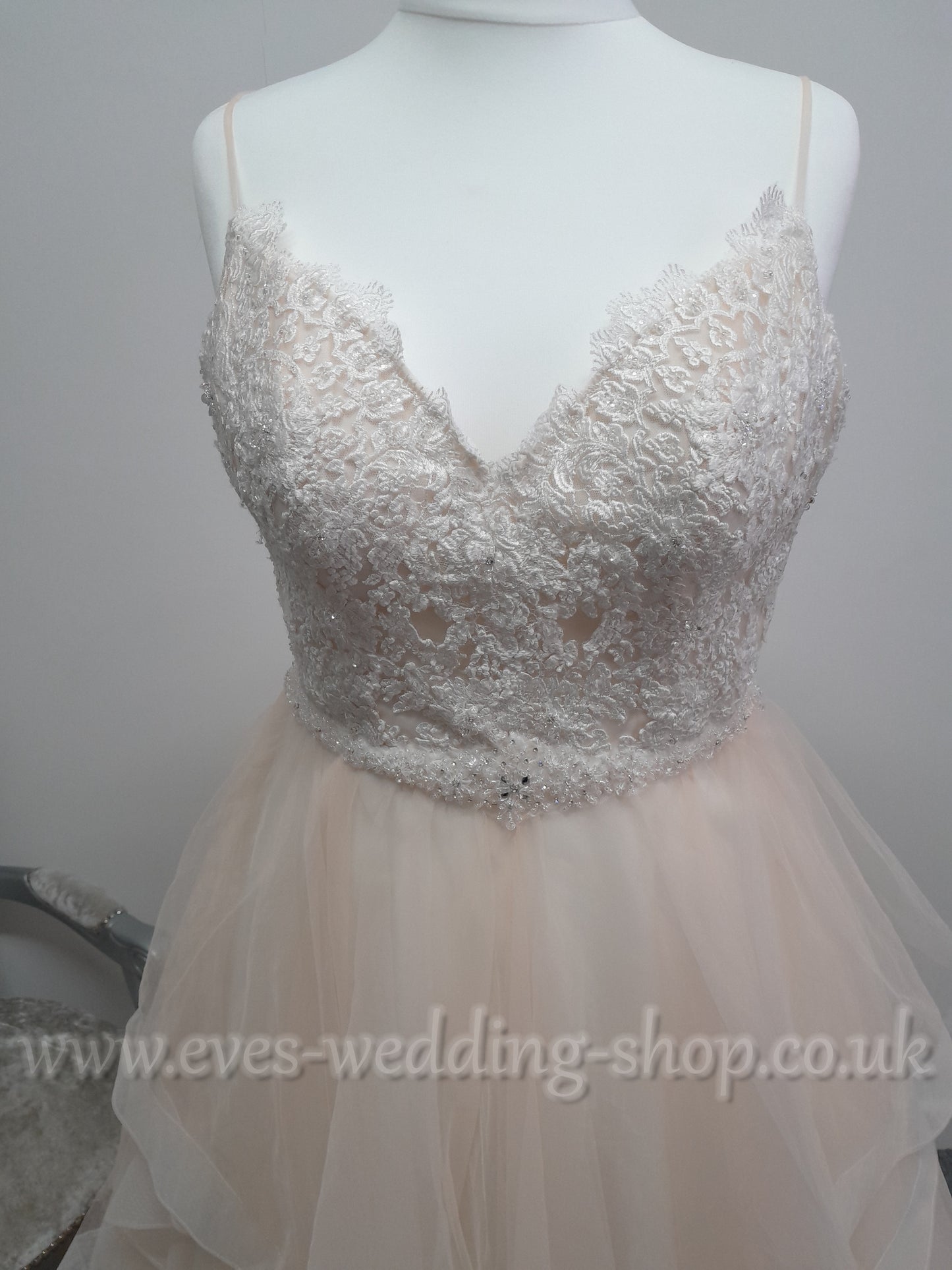 Beautiful bridal pink / ivory  handkerchief style wedding dress UK 16