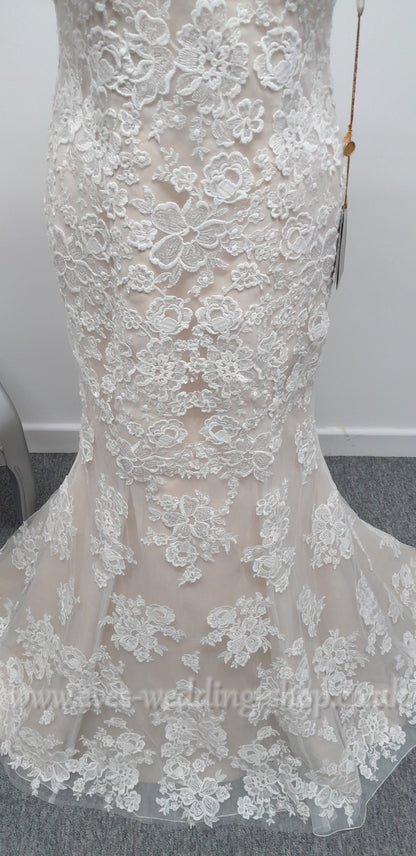 Demetrios 757 nude/ivory wedding dress  UK 8