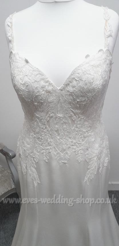 Rebecca Ingram ''Joyce''  ivory crepe wedding dress UK 18