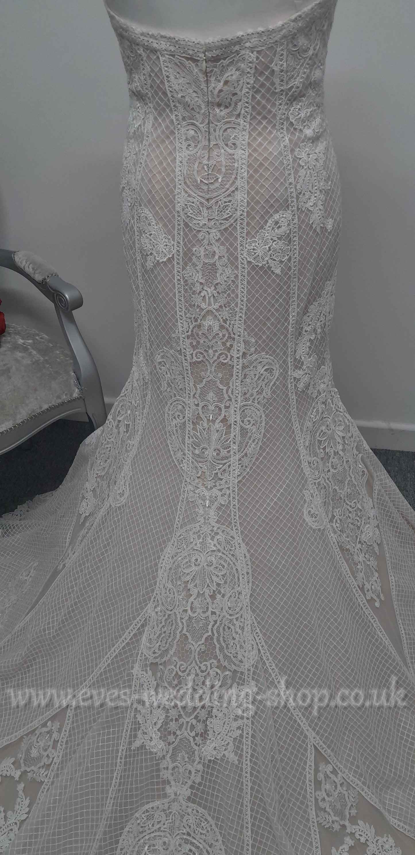 Ivory champagne wedding dress UK 16