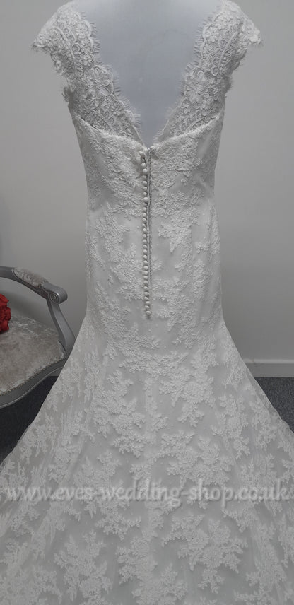 Anna Lizh ivory lace wedding dress UK 14