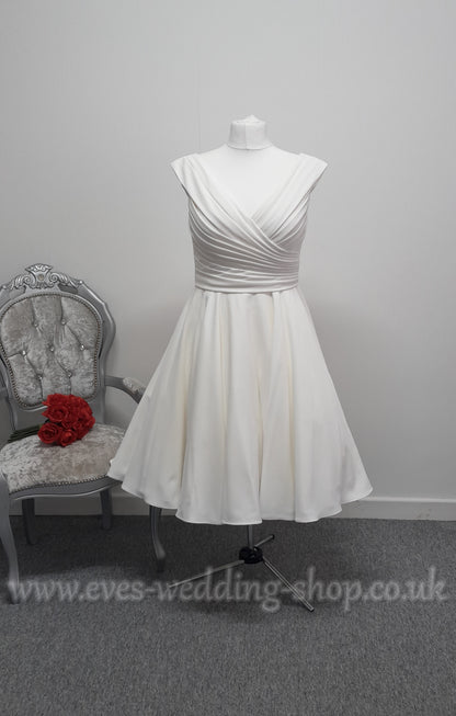 Lou Lou Bridal crepe tea length wedding dress UK 18