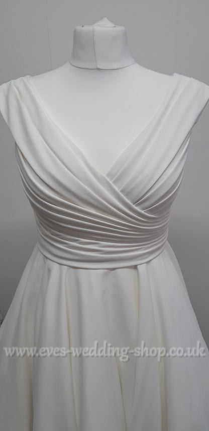 Lou Lou Bridal crepe tea length wedding dress UK 18