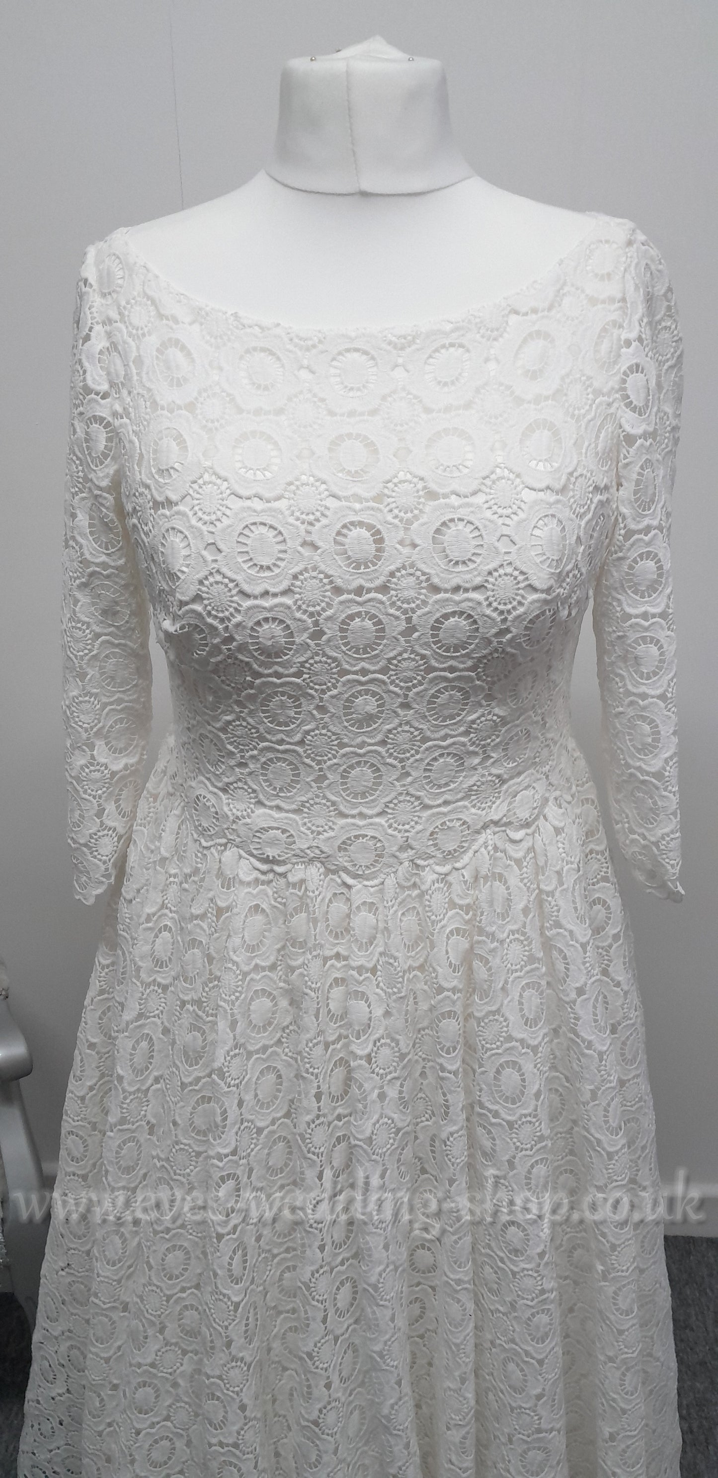 Lou Lou Bridal ankle length crochet wedding dress UK 16