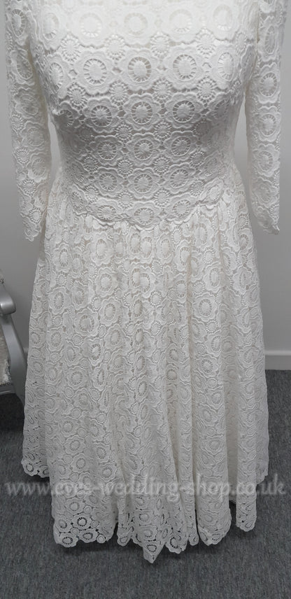 Lou Lou Bridal ankle length crochet wedding dress UK 16