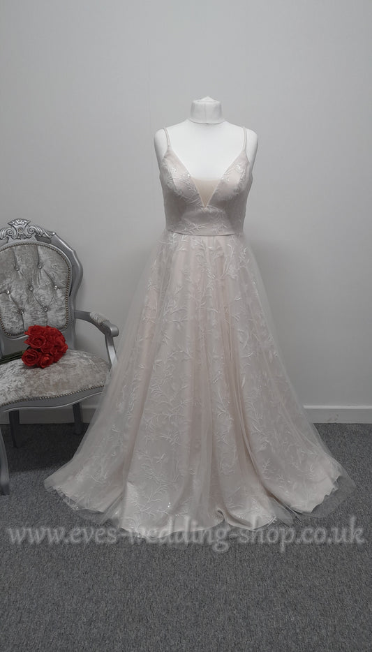 White Rose R1661 ivory pearl wedding dress UK 16