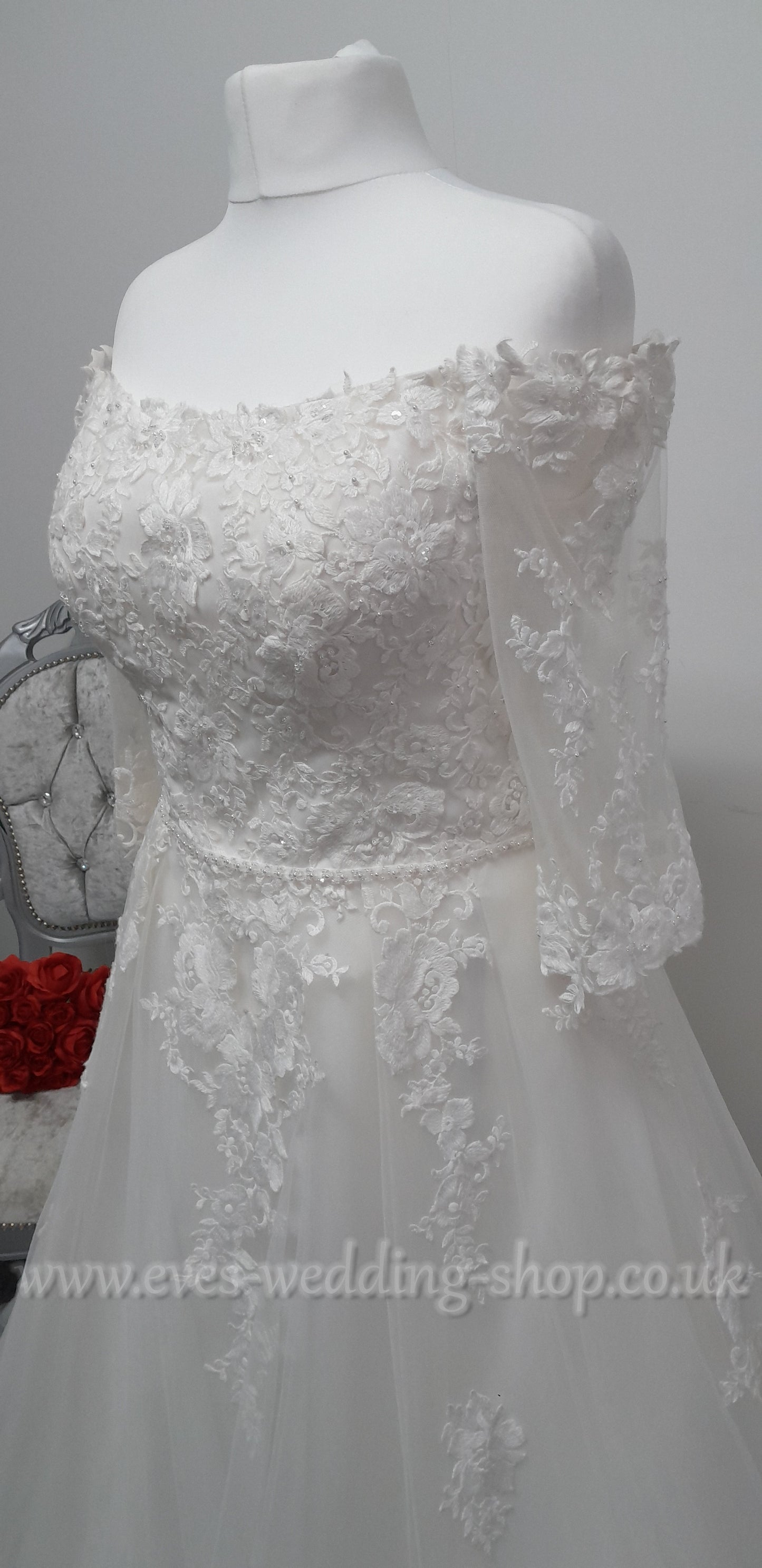 Romantica ivory wedding dress with sleeves UK 16