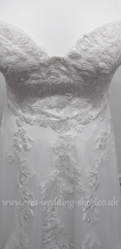Millie May ivory wedding dress with off the shoulder straps UK 16