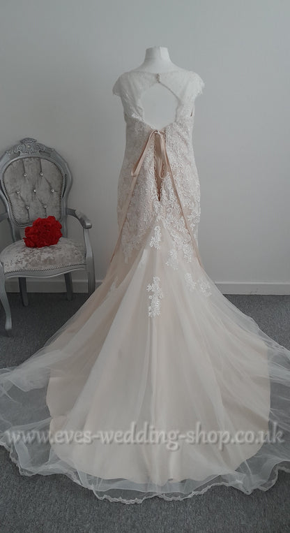 Romantica ivory almond wedding dress UK 22