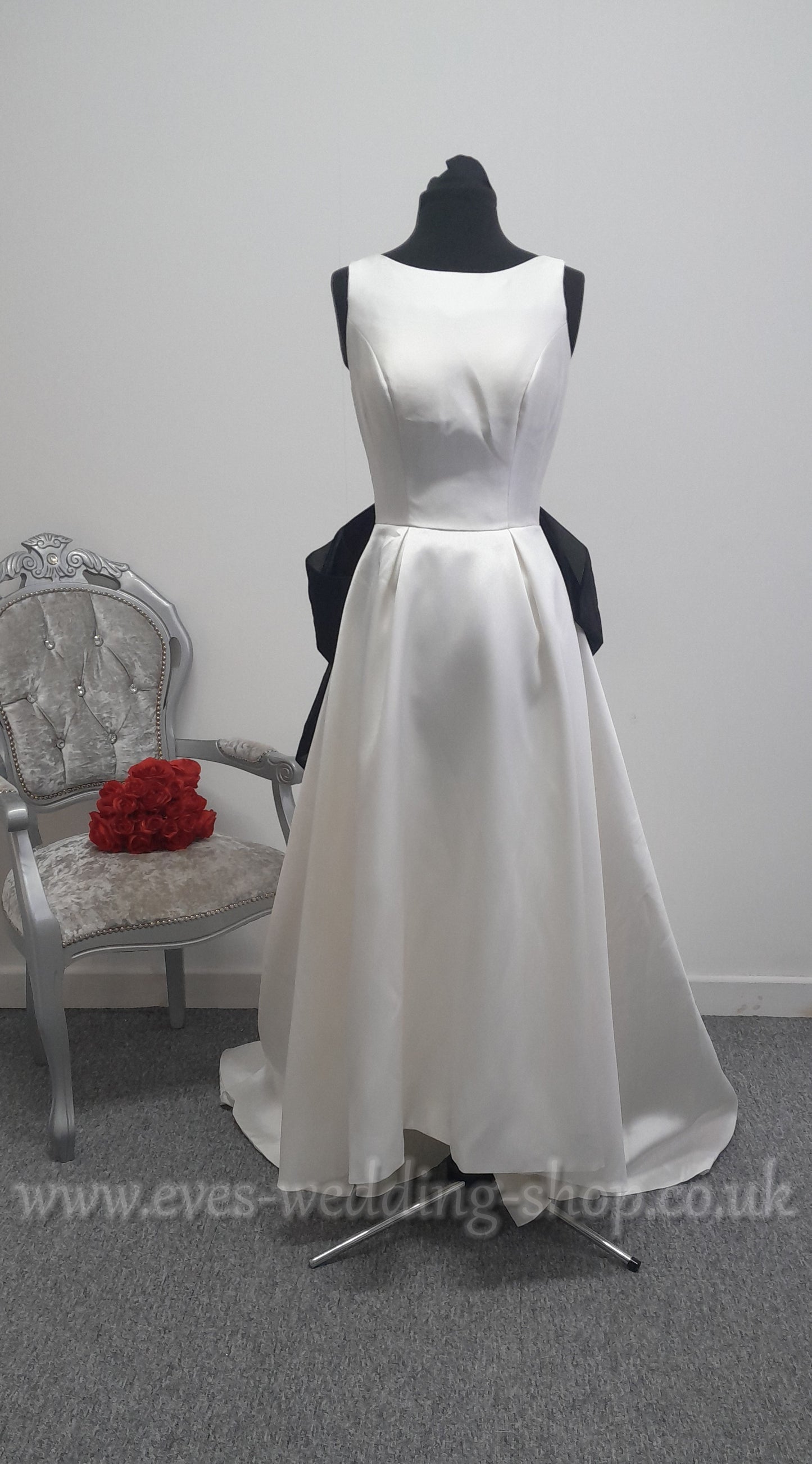 Freda Bennet ''Madison'' high low wedding dress UK 6
