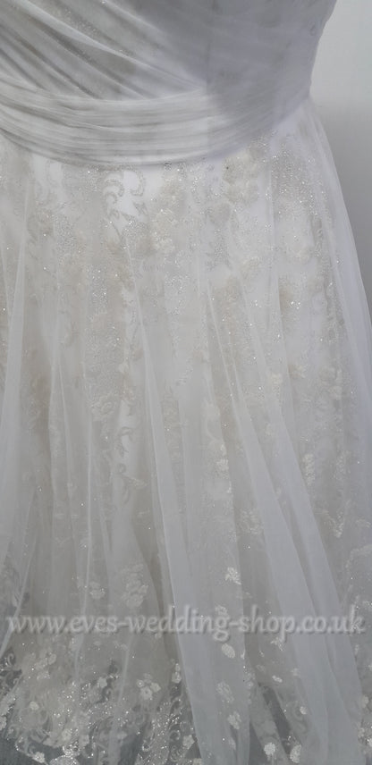White Rose off shoulder glitter tulle wedding dress UK 20